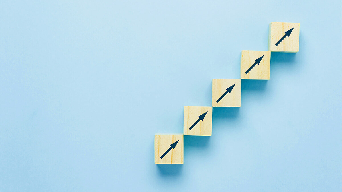 Arrows pointing up in a ladder formation.